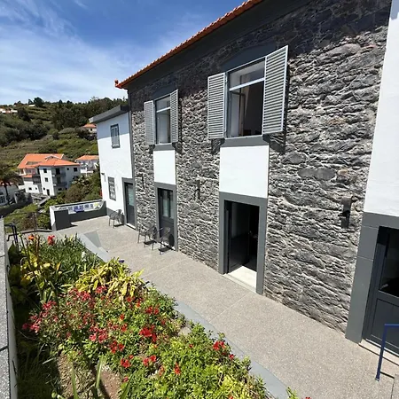 Vakantiehuis Stone And Soul - In Calheta